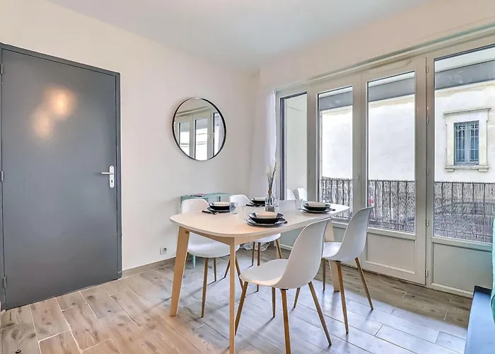 Atlas - Superbe Plein Centre - Terrasse Apartamento Nimes